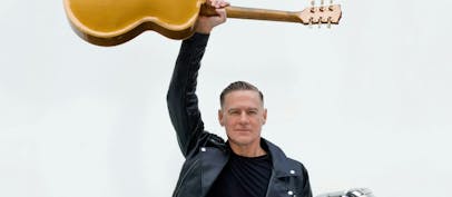 Bryan Adams veröffentlicht „Roll With The Punches“
