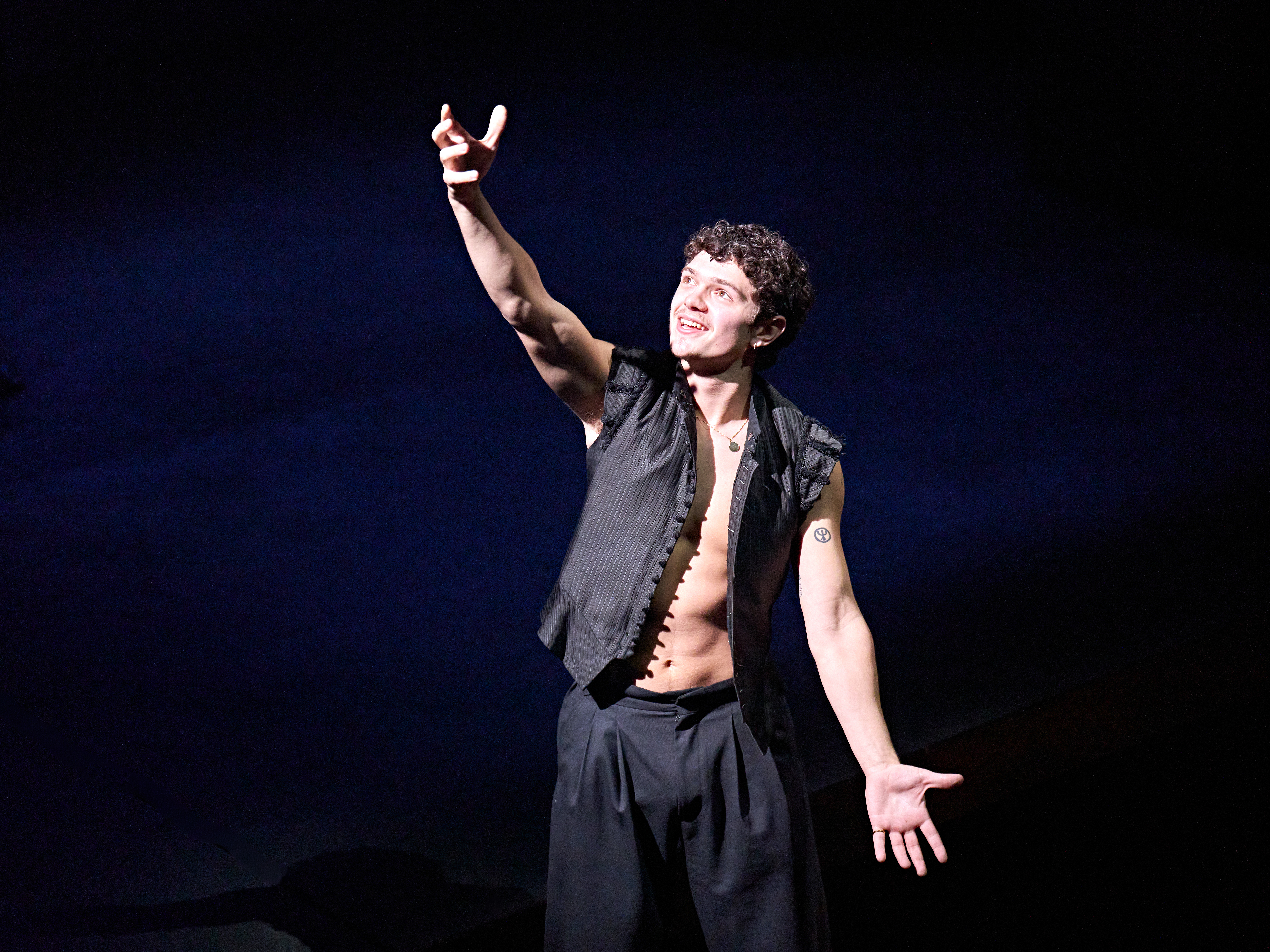 Romeo & Juliet production image - gallery