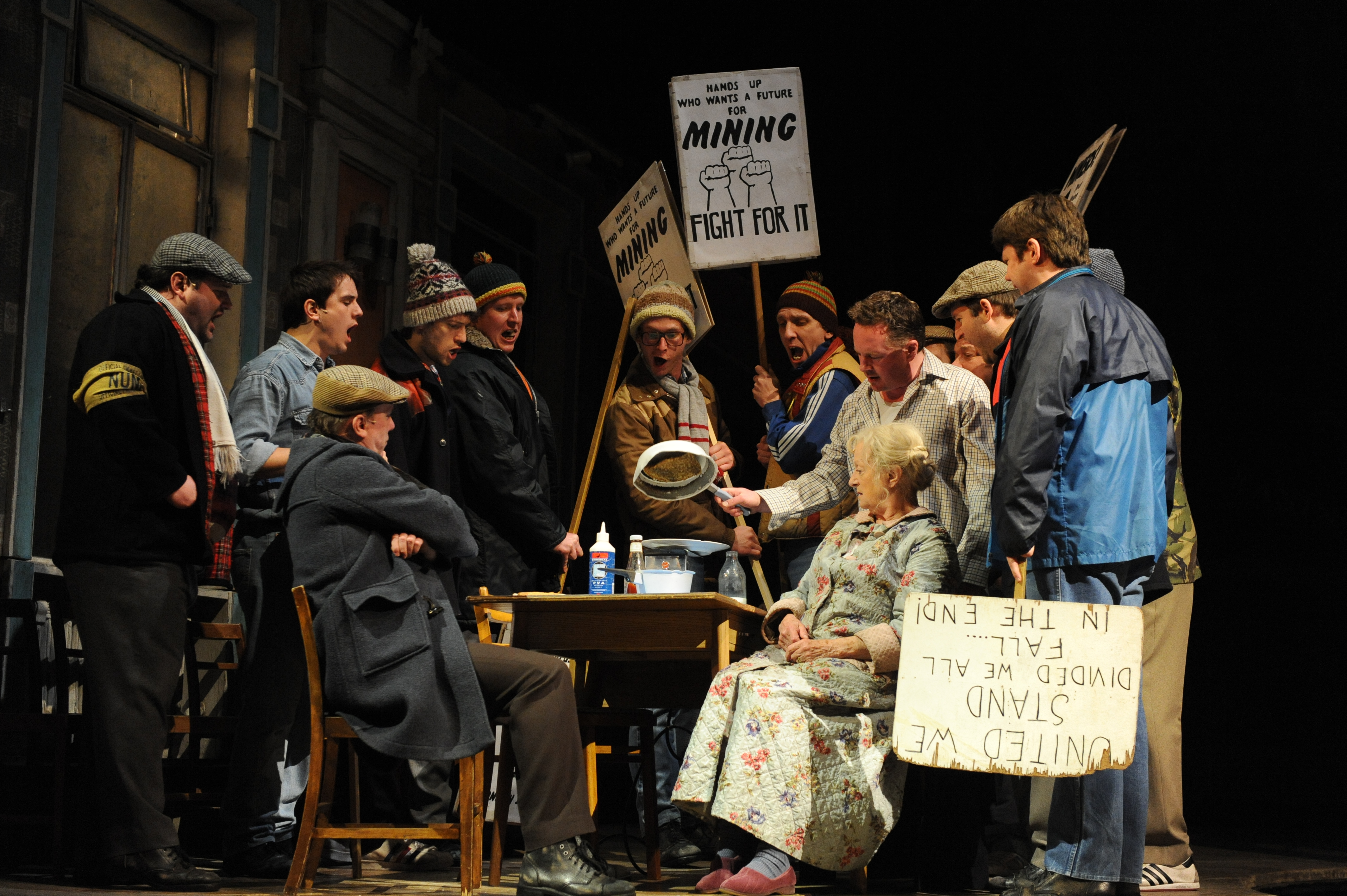 Billy Elliot the Musical production image - gallery