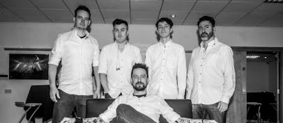 Get tickets early for Frank Turner's 2022 tour