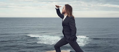 Tim Minchin performs a virtual concert