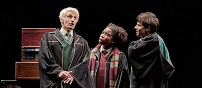 Cast Of The Cursed Child Share Memories Of Reading The Books